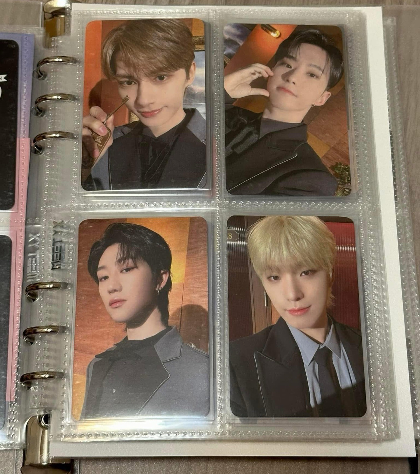 FOLLOW AGAIN 入場卡 / 場限卡 仁川場克拉粽CARAT ZONE 表演隊全套