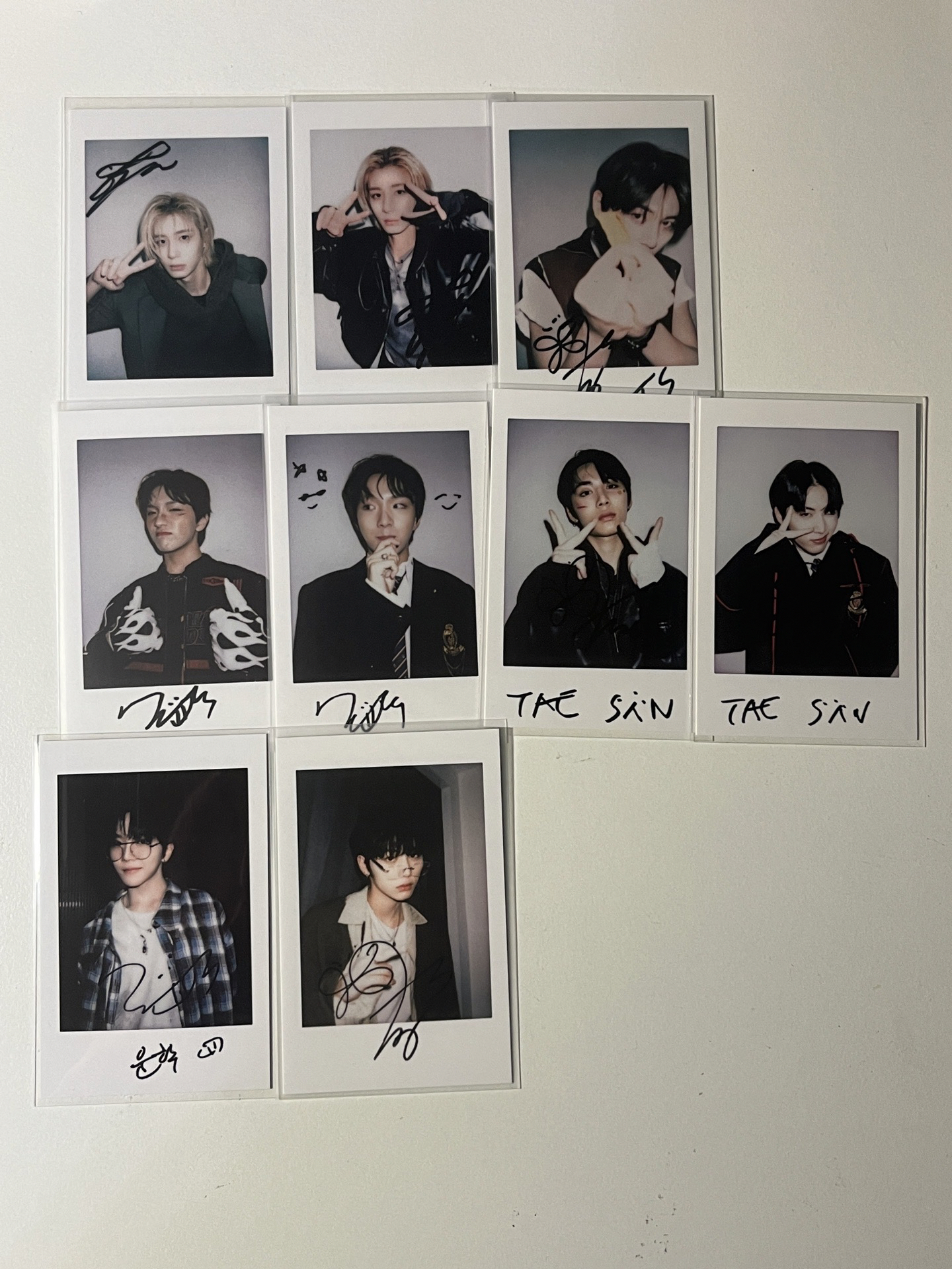 BOYNEXTDOOR 金雲鶴 yzy復刻拍立得