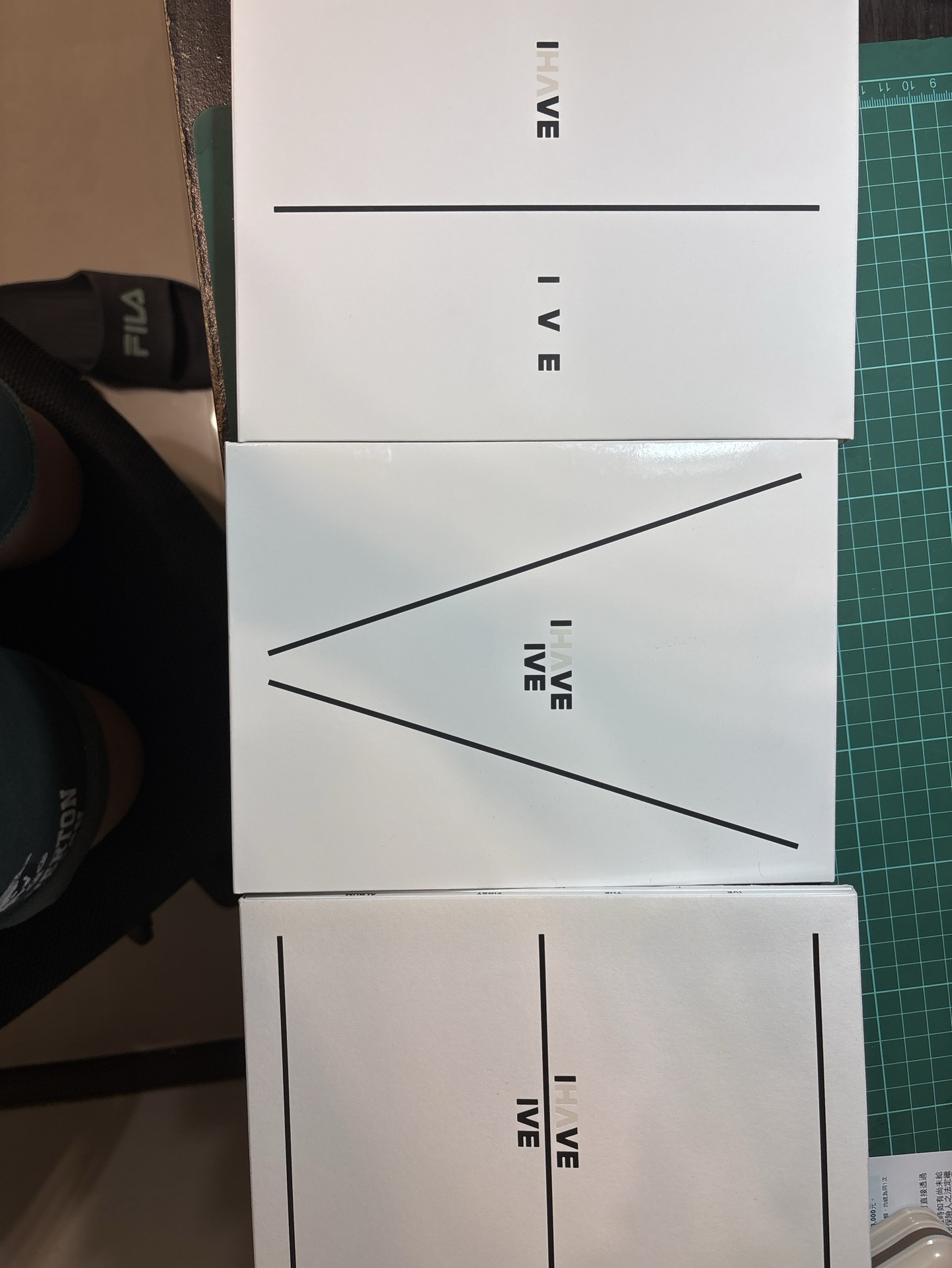 ive專輯. 三本1套內容物全都在