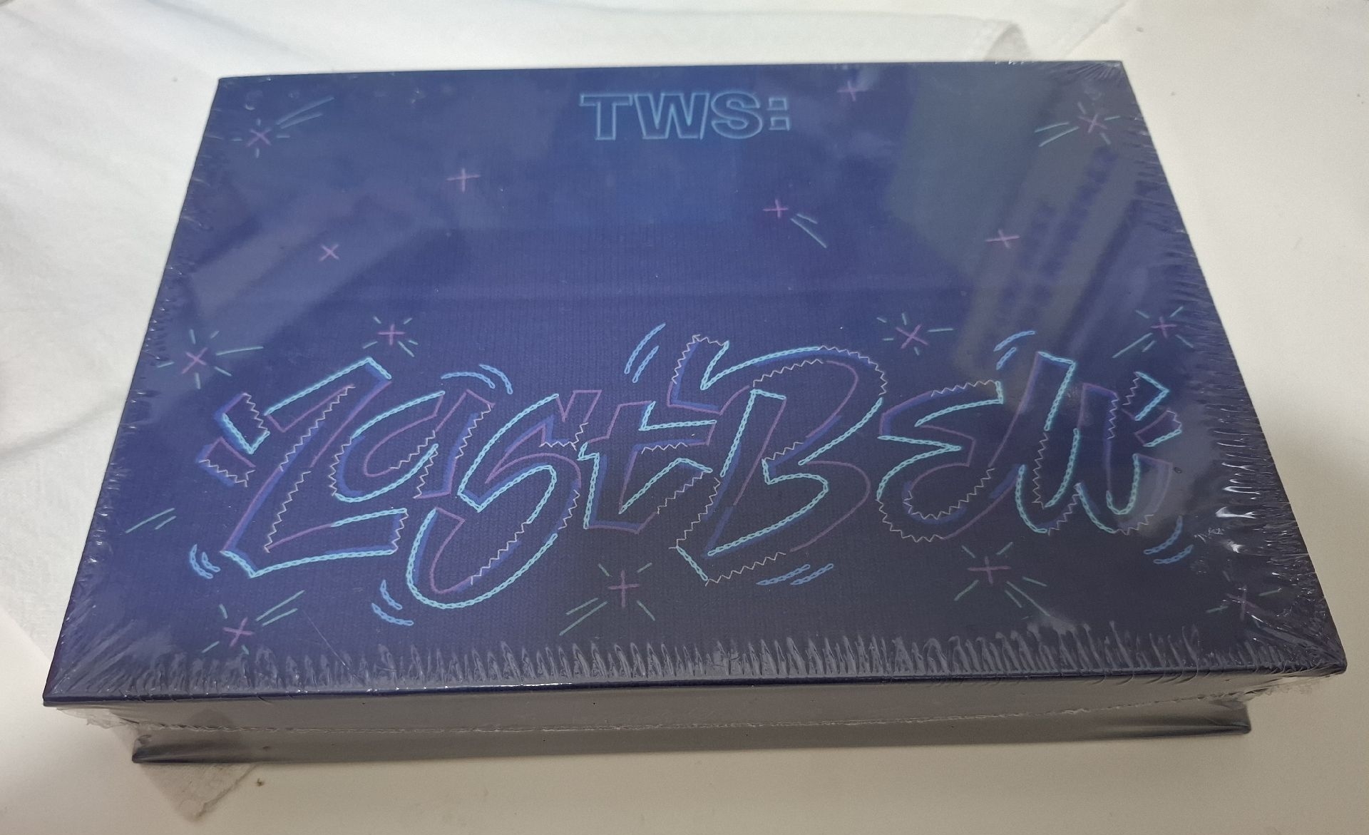 TWS 單曲 Last Bell 未拆專