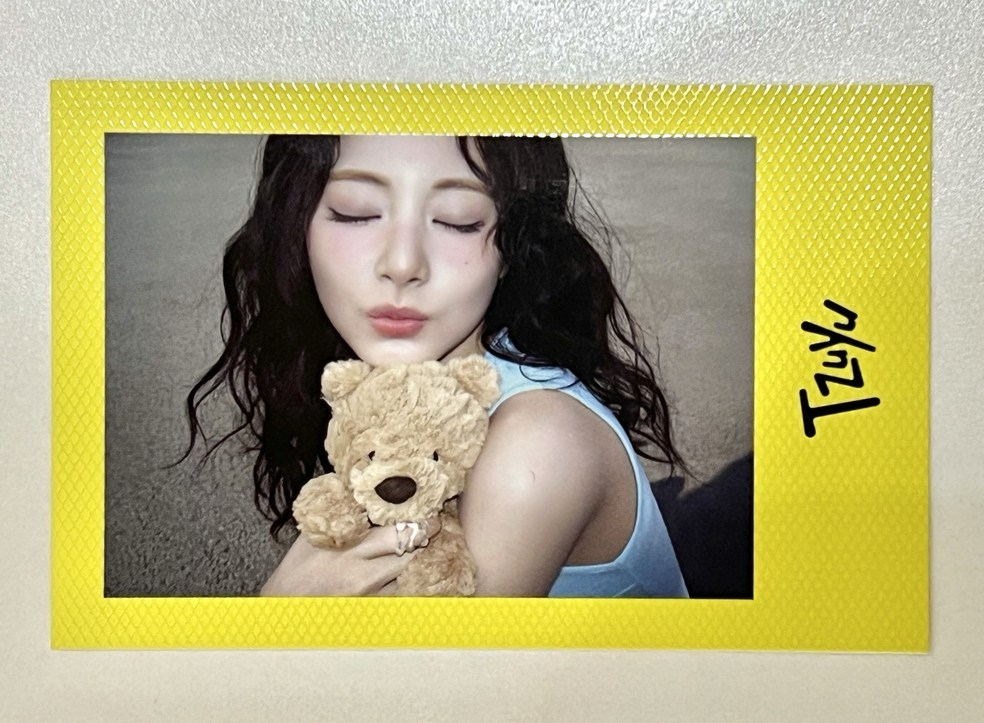 THIS IS FOR｜子瑜 拍立得 & 預售禮