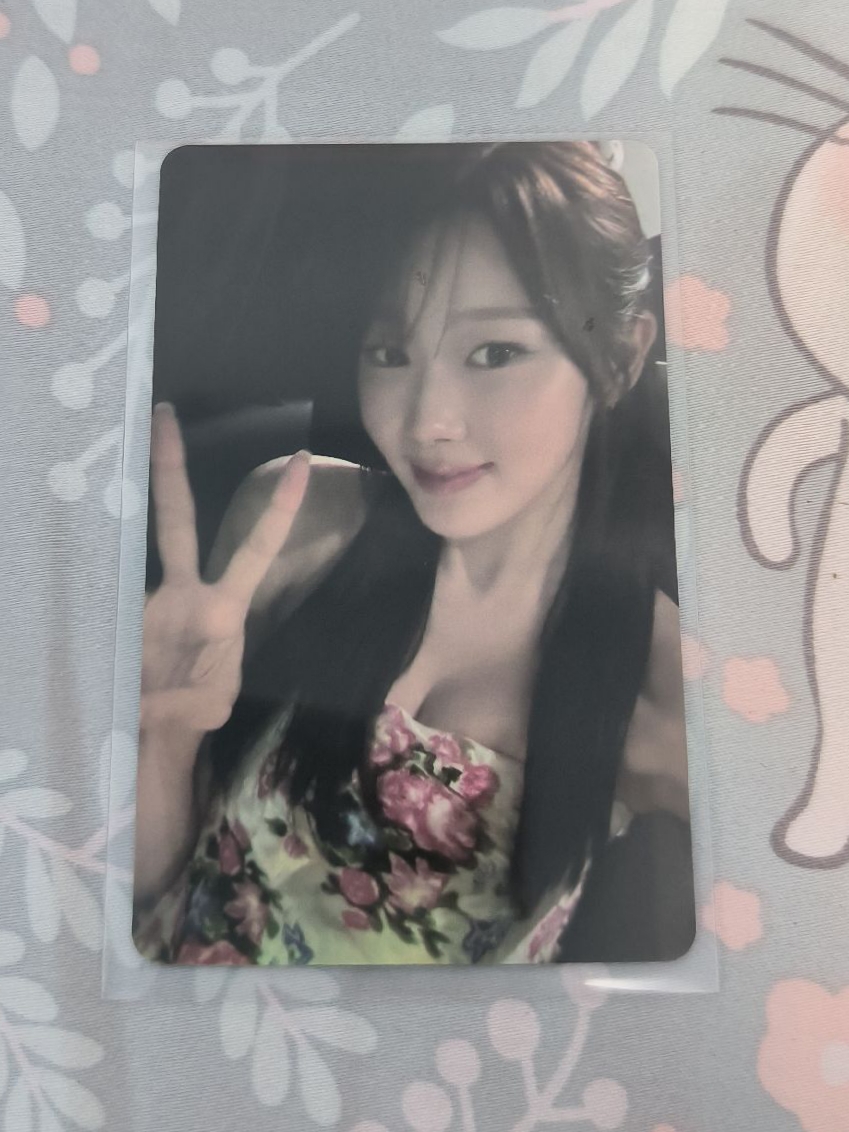 碎花衣吉 語音卡背