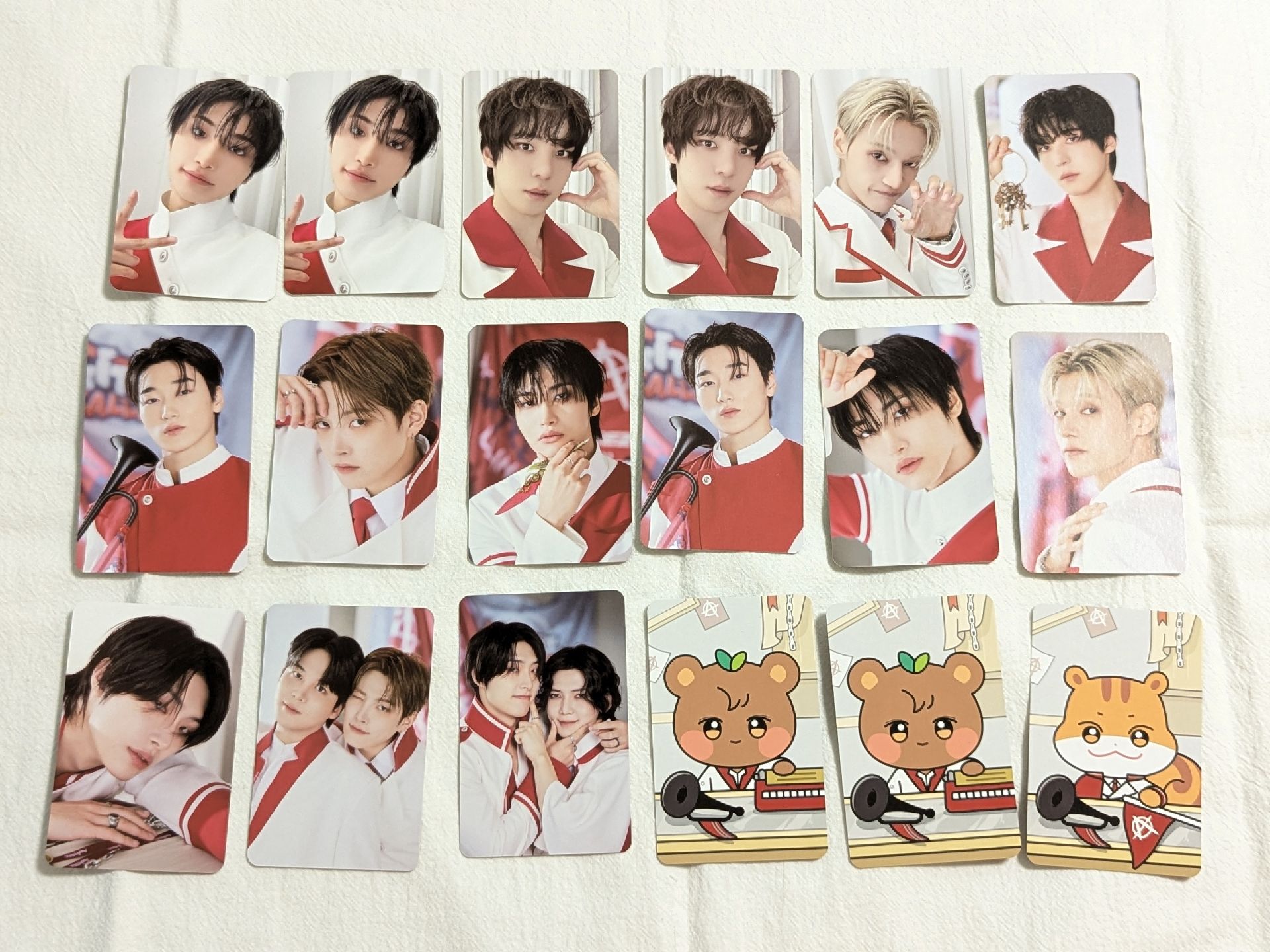ATEEZ 呼叫快閃店 隨機卡包