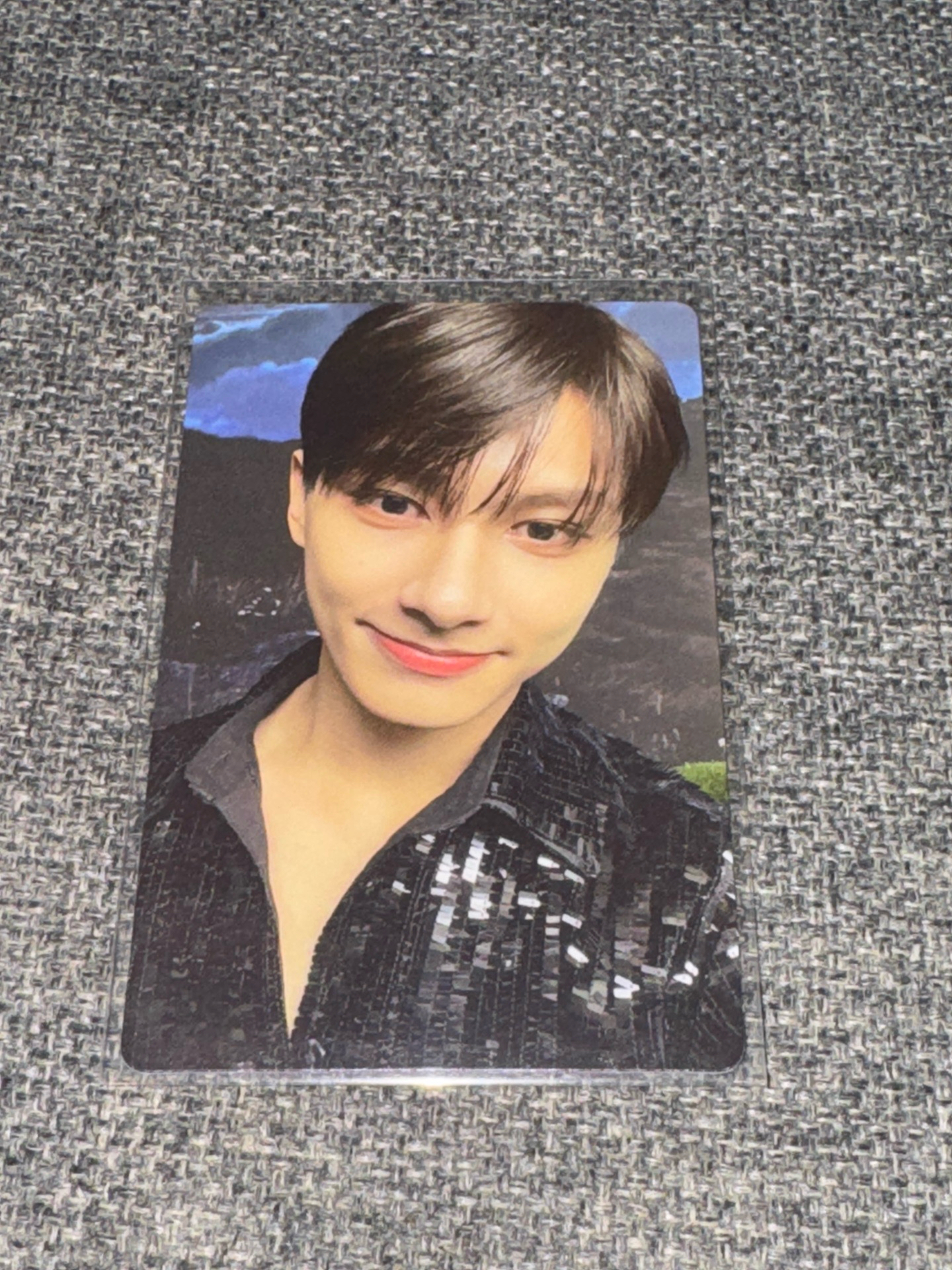 油彩盤 專卡 俊