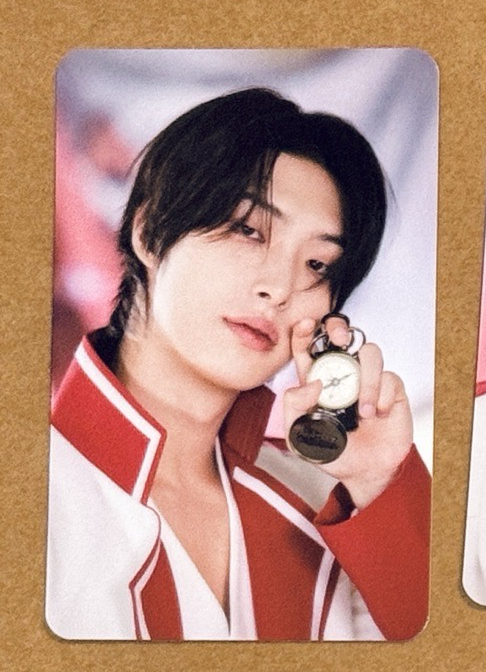 ANITEEZ IN THE CALLING 隨機卡包 旼琦1