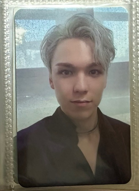 Vernon 一直娛特典卡