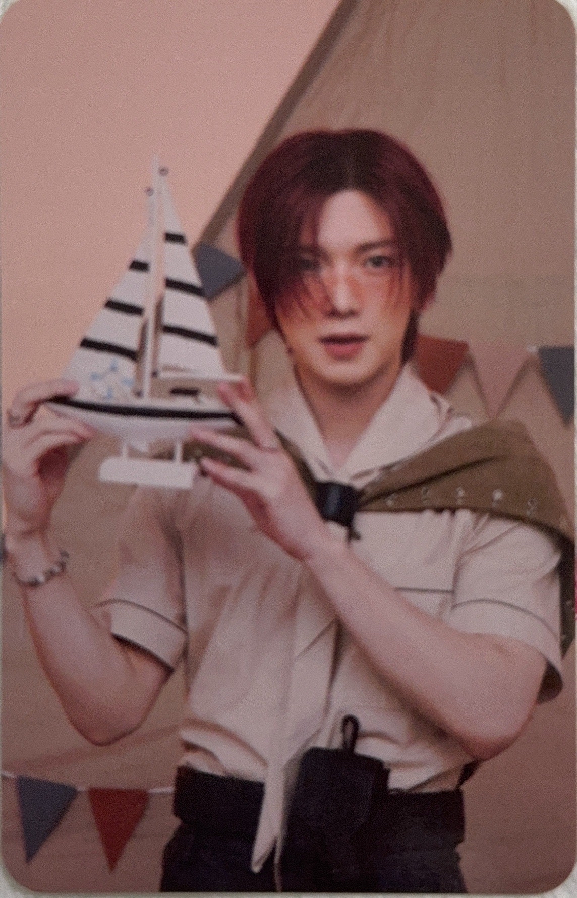 ANITEEZ IN TREASURE 隨機卡 🐩