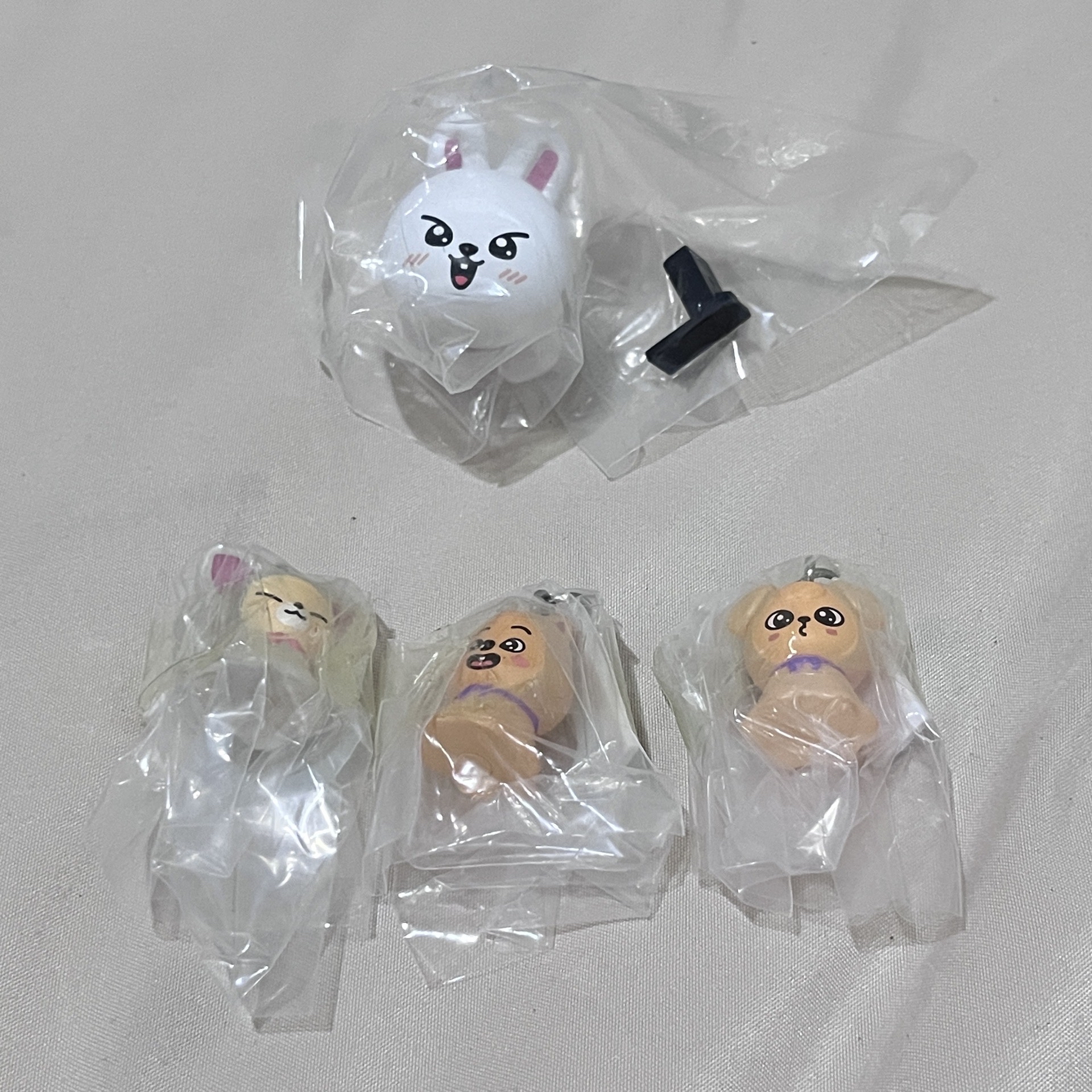 SKZ 扭蛋 旻戒指 城、玟、寅晴天娃娃