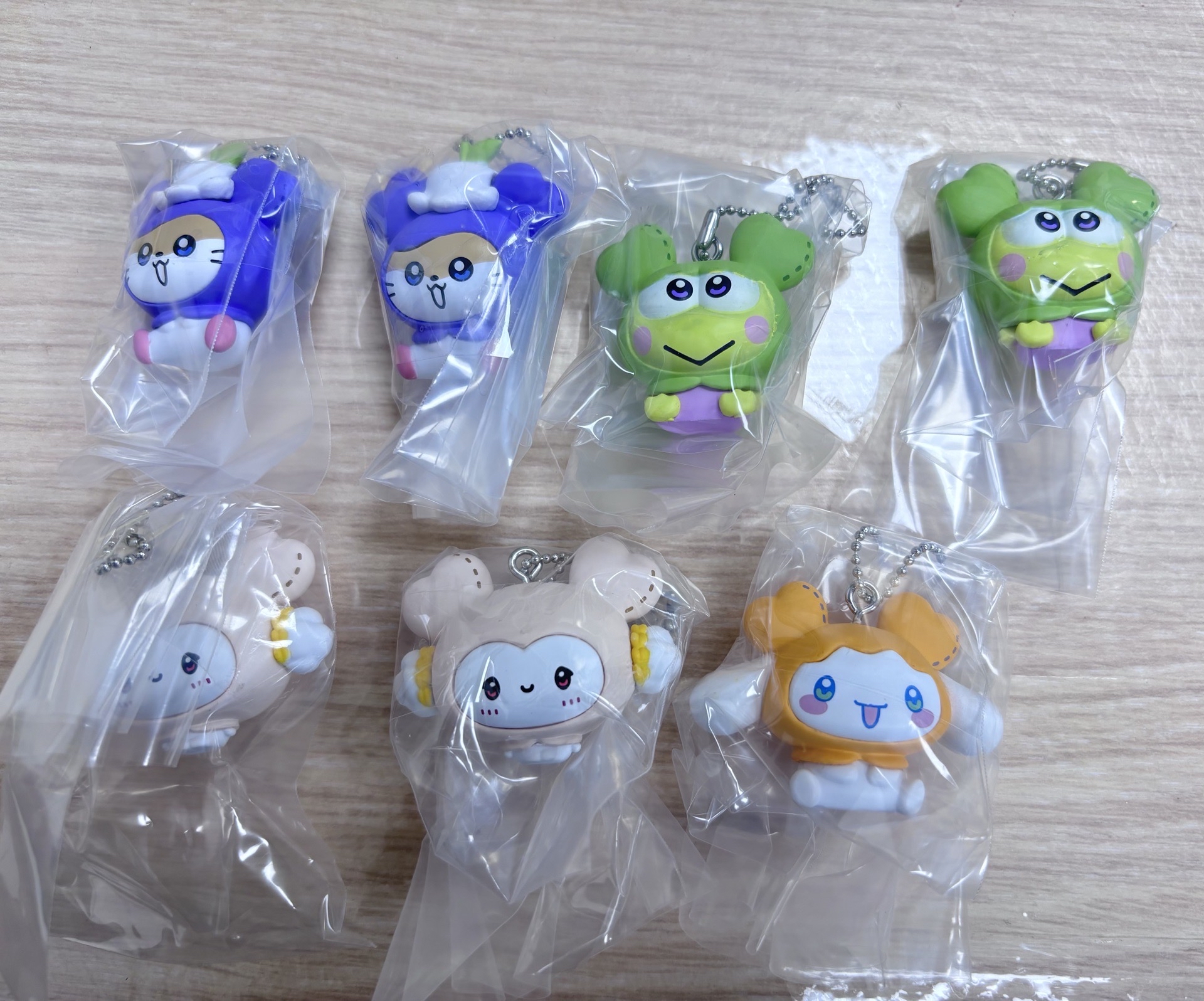 TWICE 扭蛋 LOVELYSx三麗鷗 定紗多想換子