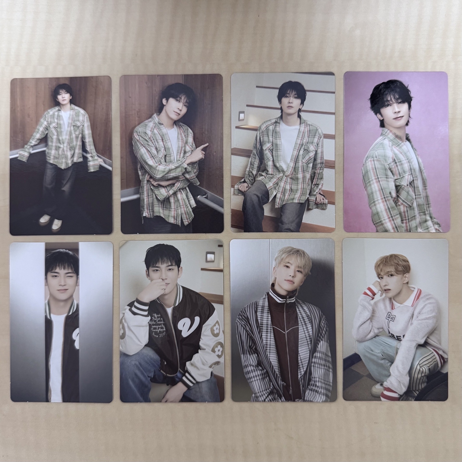 24克拉島 隨機卡包 小卡 權順榮 全圓佑 金珉奎 李碩珉