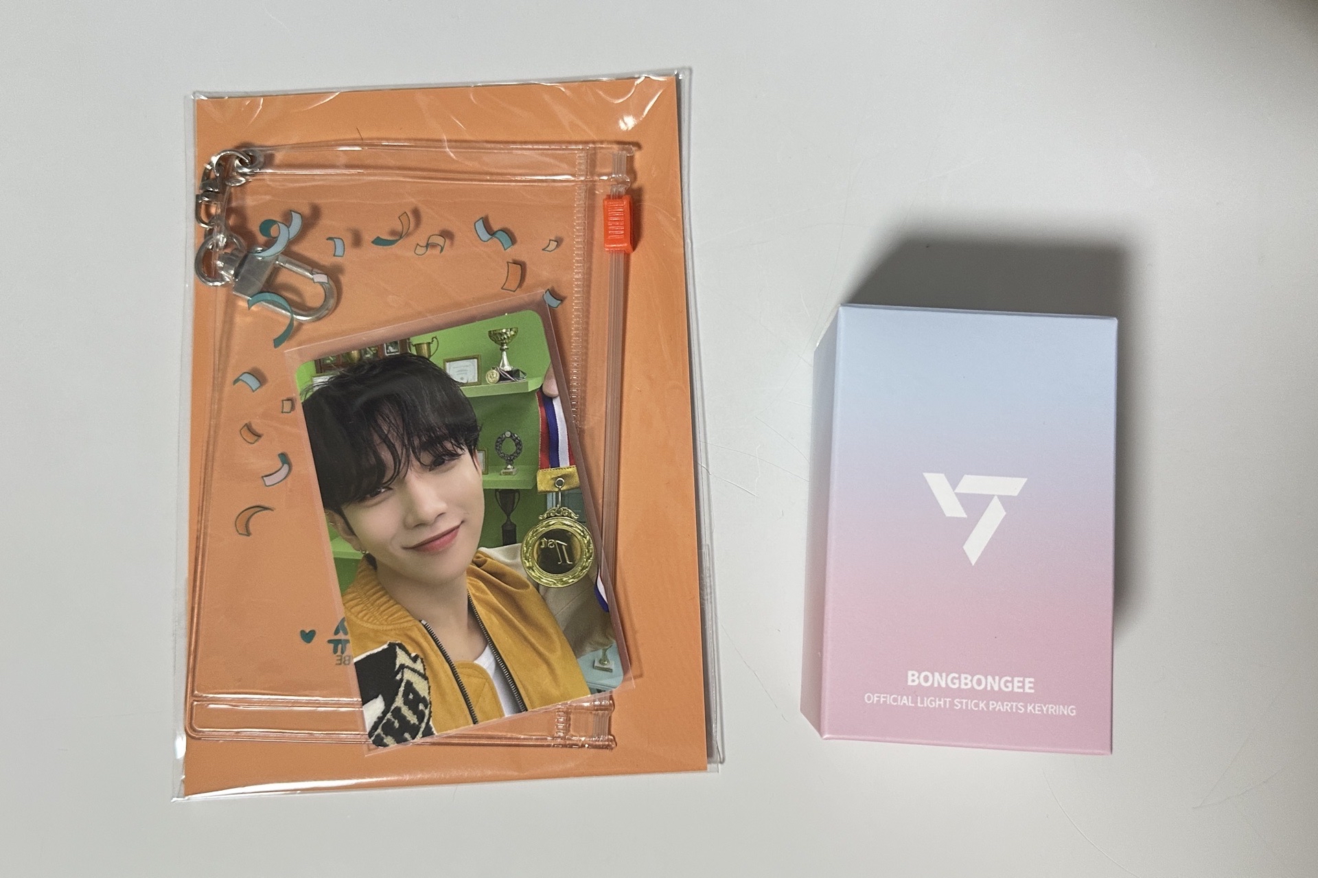 25克拉島卡套+蹦蹦手燈頭$950