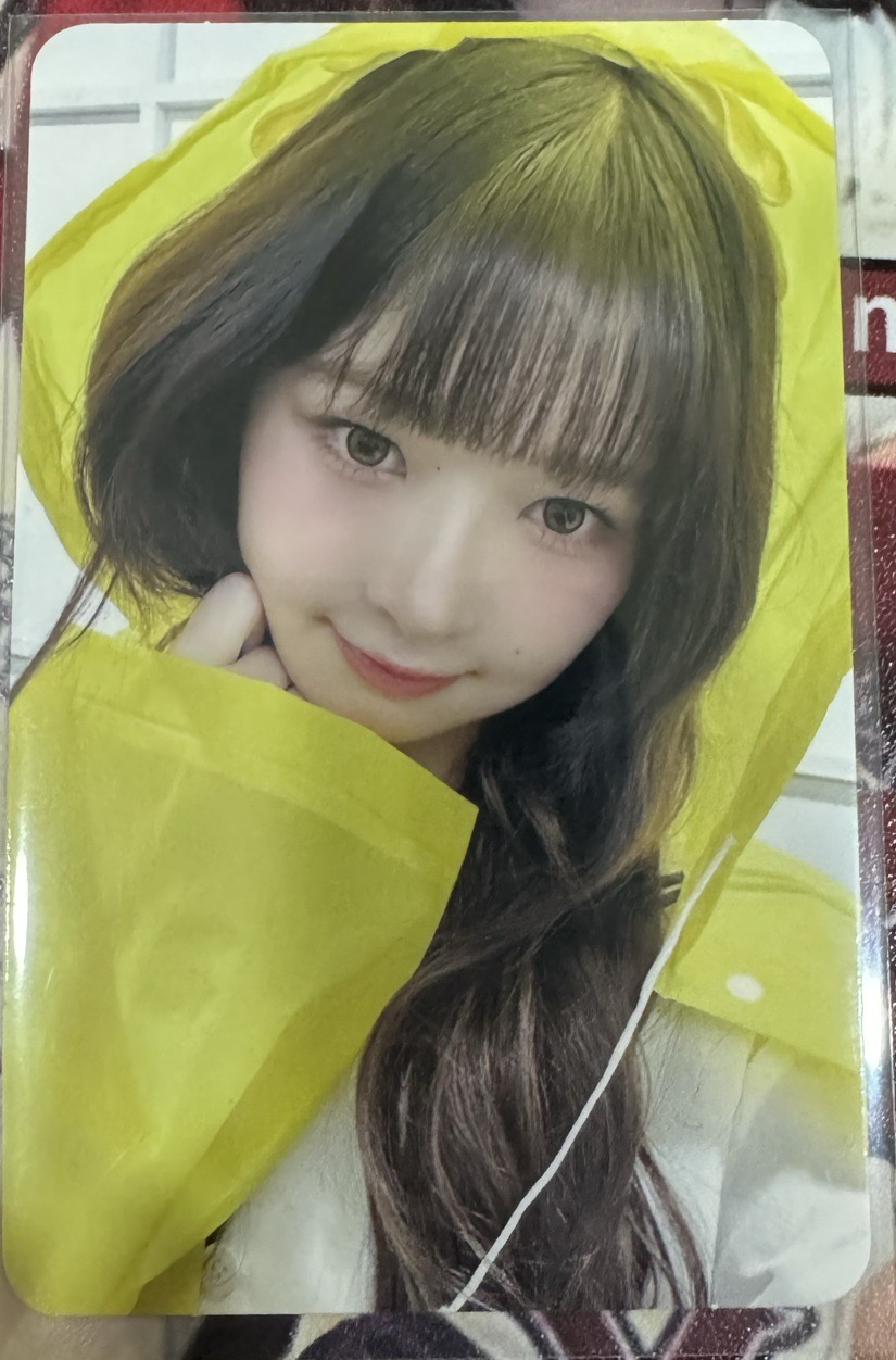 雨衣怜