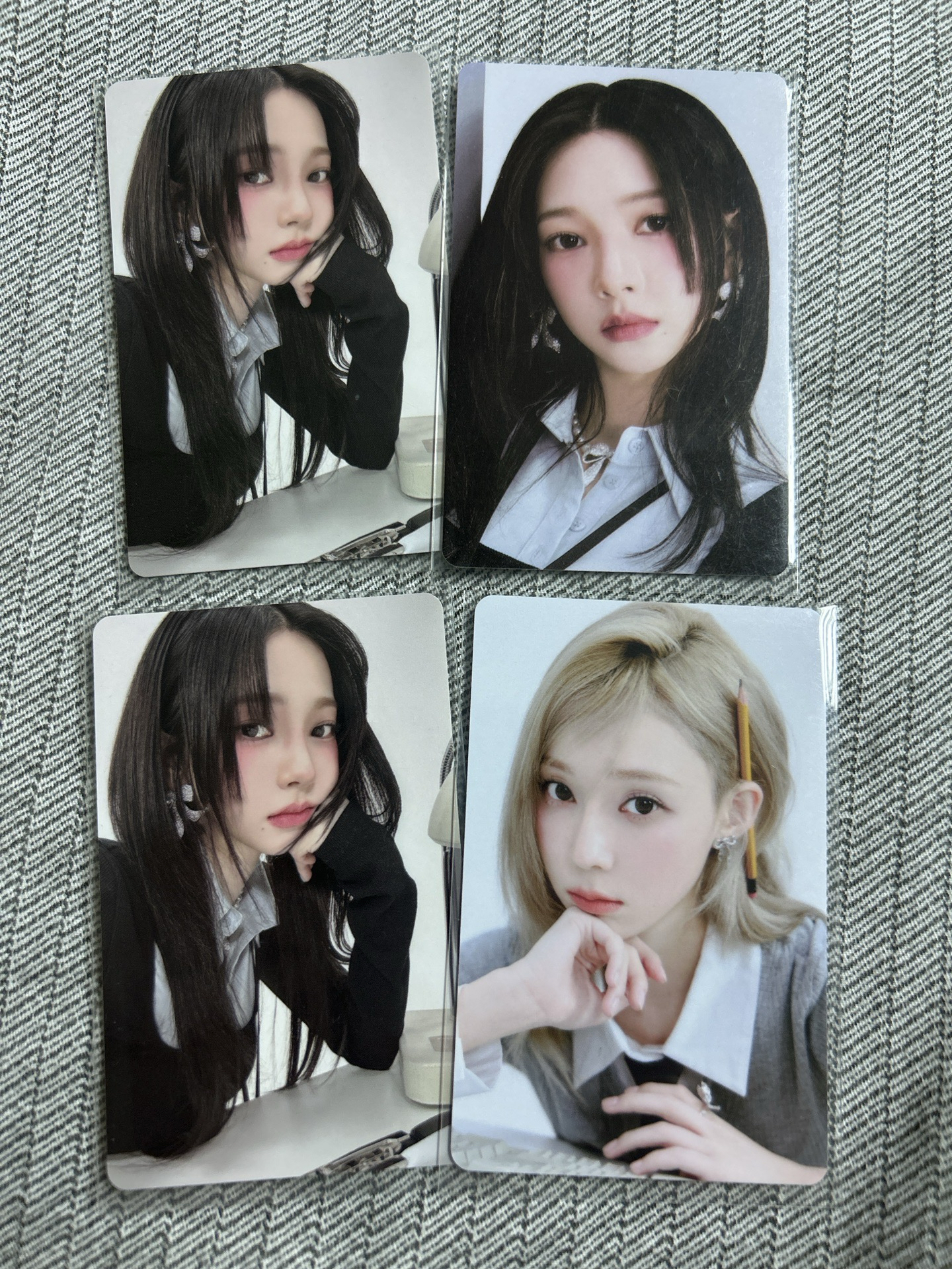 2025年曆 隨機卡