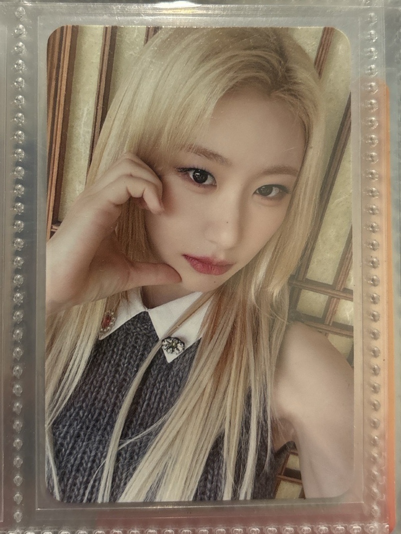 ITZY 彩領 小卡 特典 MS gold