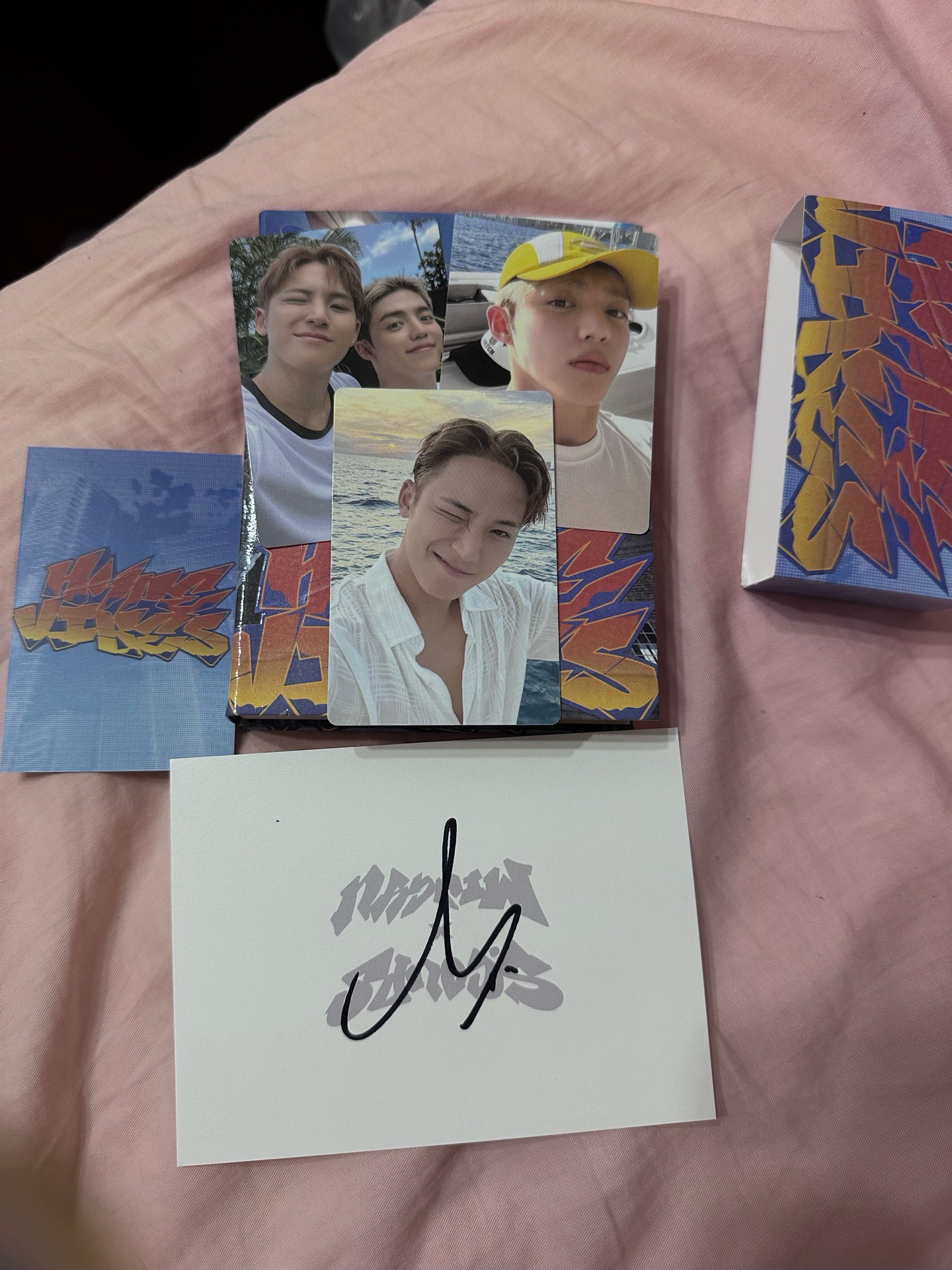 CXM美版親簽已拆專全專（哲簽）