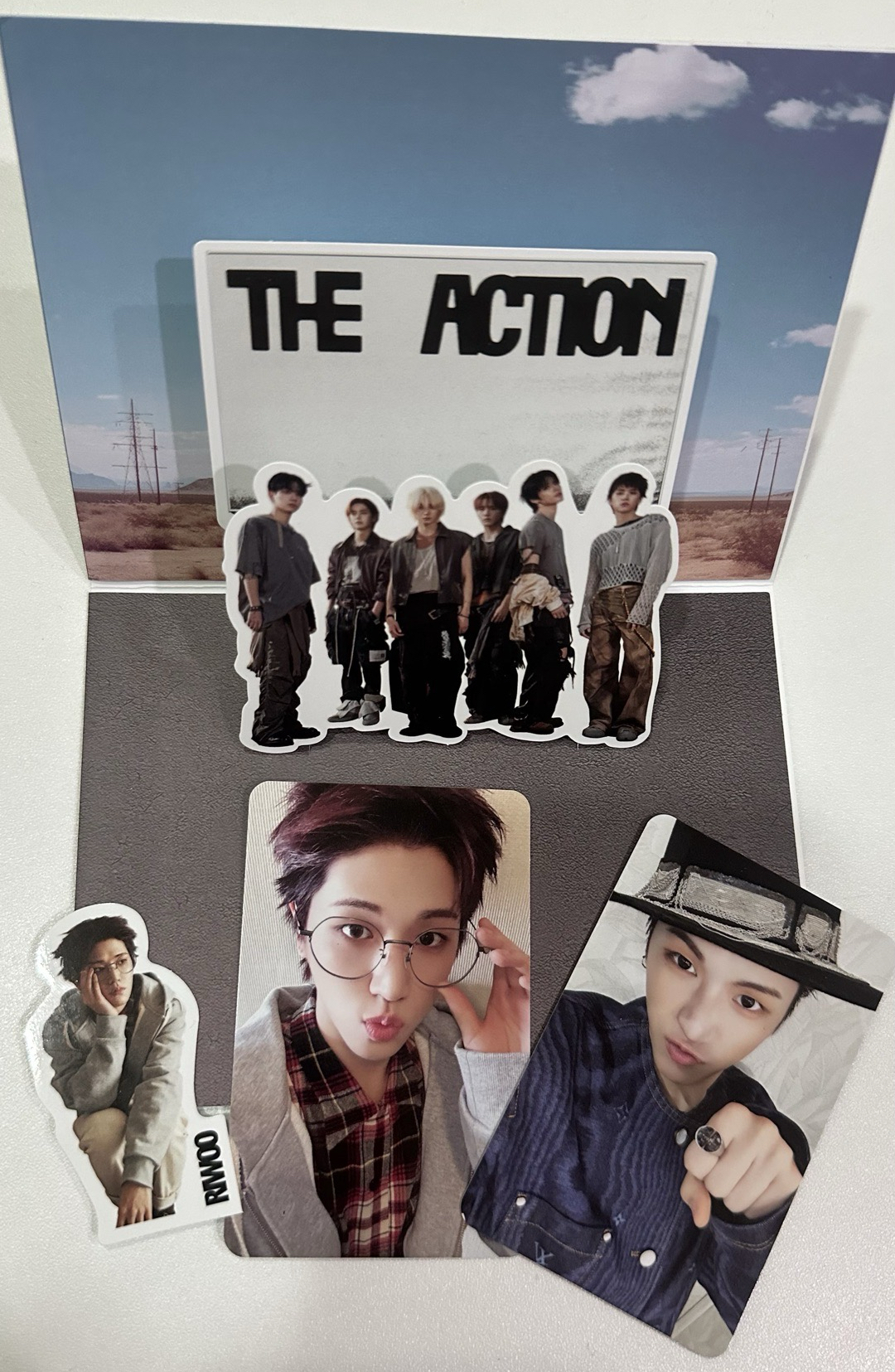 THE ACTION 專輯配置 李常赫RIWOO 專卡 摺疊立體卡 貼紙