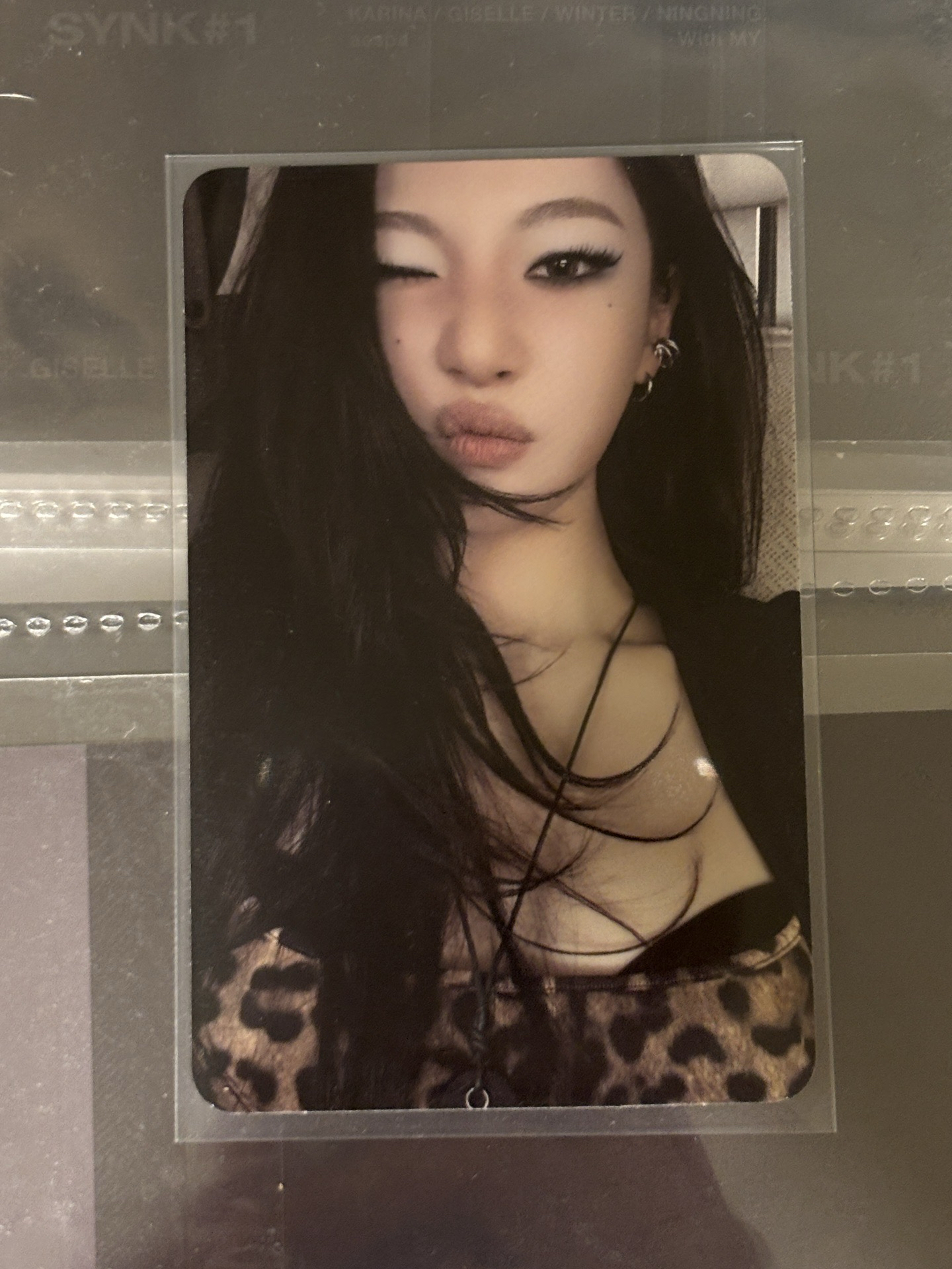 aespa dirty work專卡寧