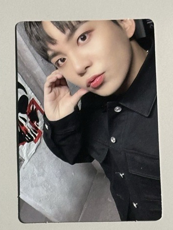 嘟嘴 臉頰愛心 鍾浩