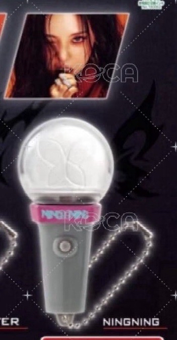 未拆寧寧小手燈鑰匙圈（會發光）