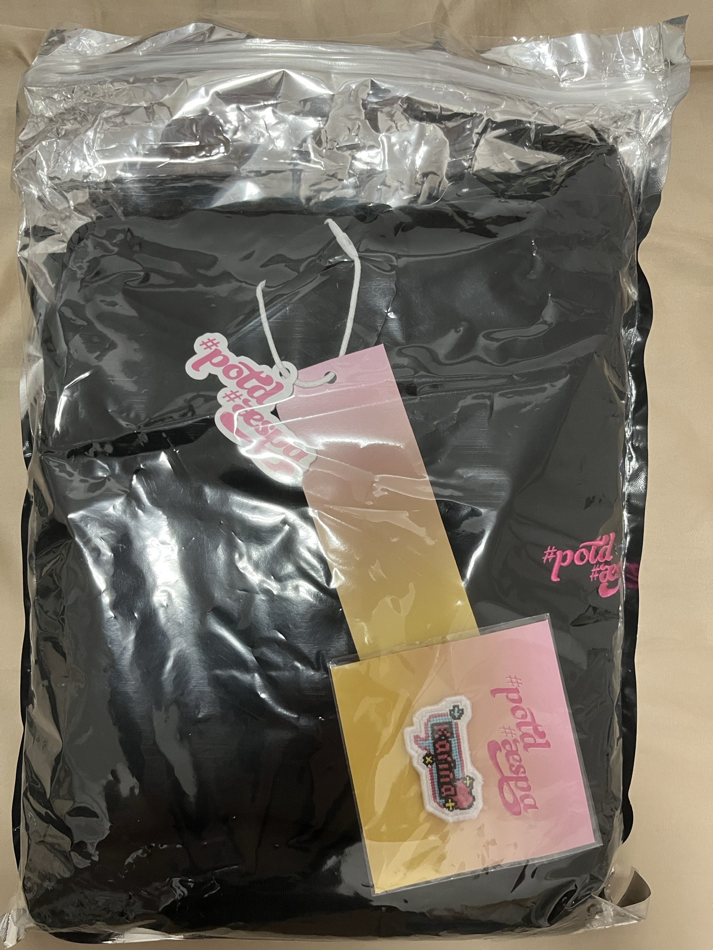 aespa廣州展會帽T 尺寸L 全新未拆未下水 柚刺繡 也可單買衣服不買刺繡