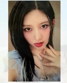 IVE 秋 