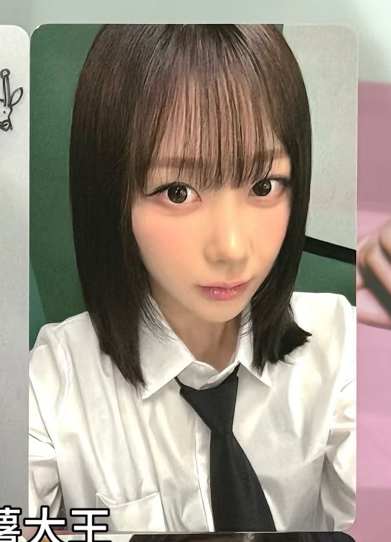 一鍵畢業 校服吉三宮格