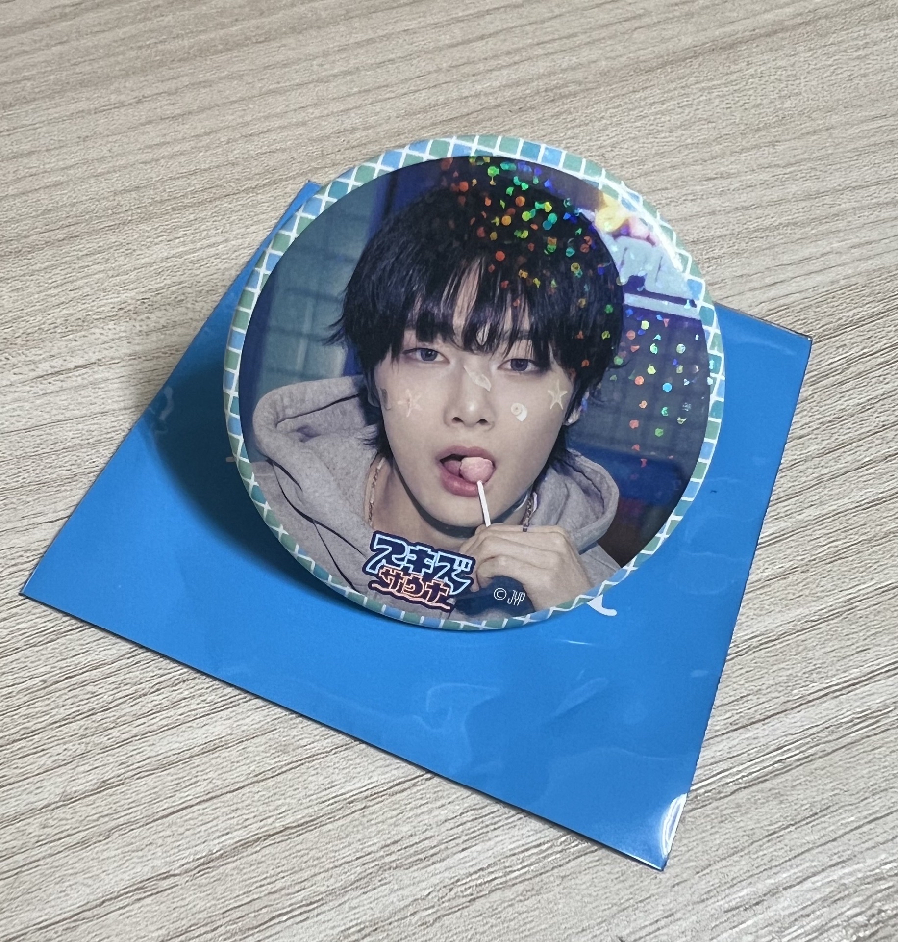 I.N 桑拿快閃 隨機徽章