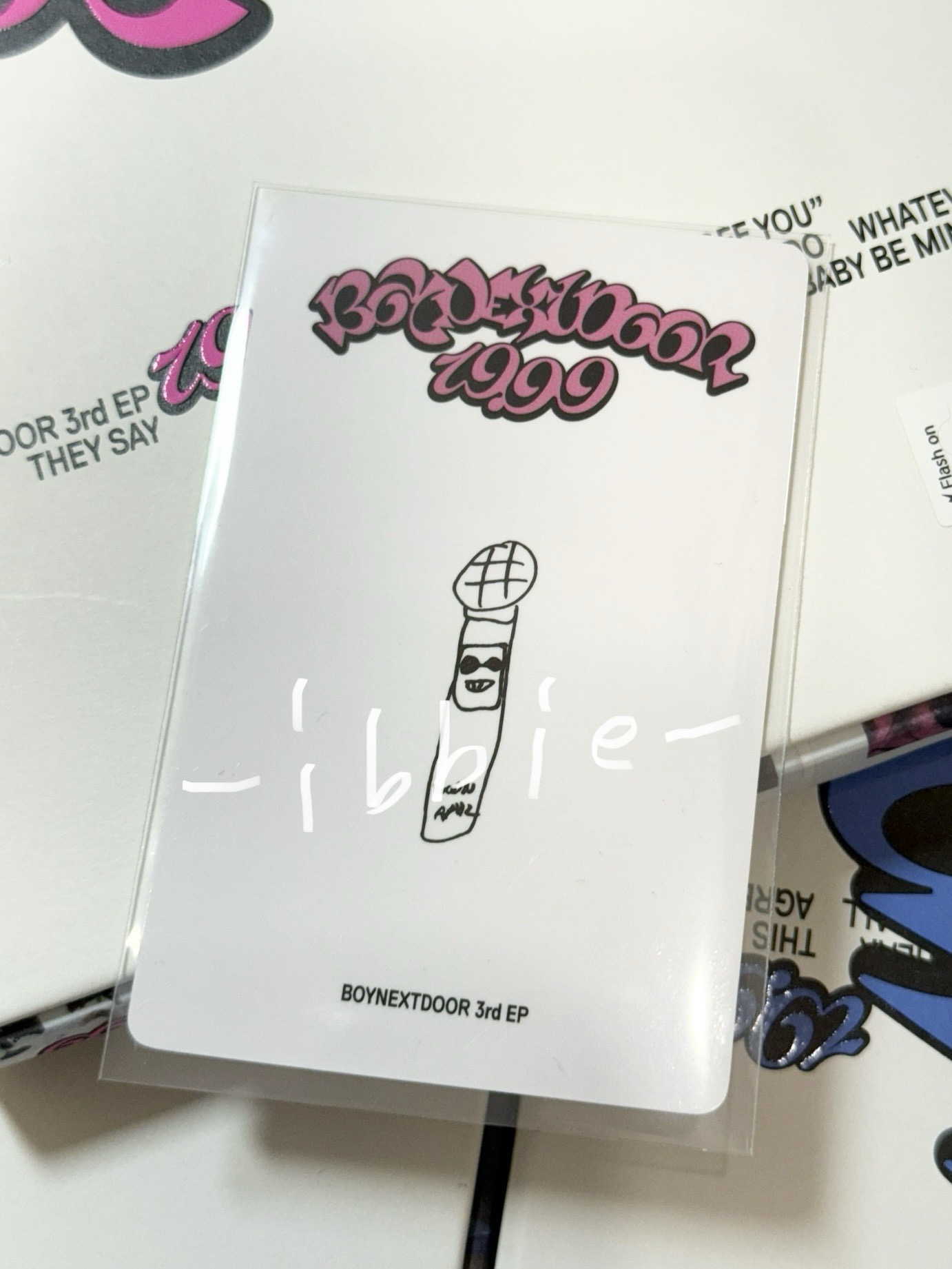 BOYNEXTDOOR 雲鶴 19.99 一直娛yzy3.0 墨鏡嘟嘴