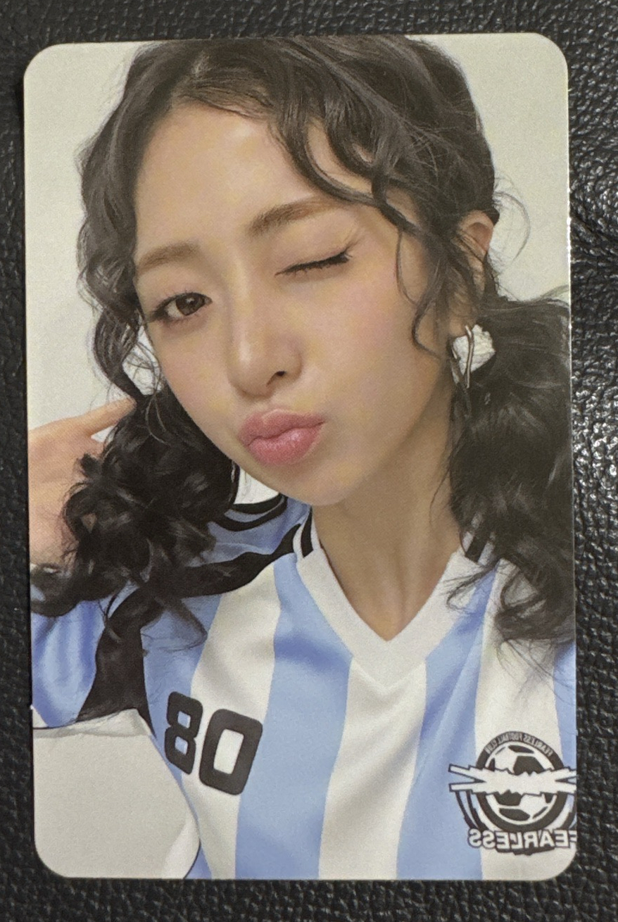 le sserafim 三期會員禮 允真