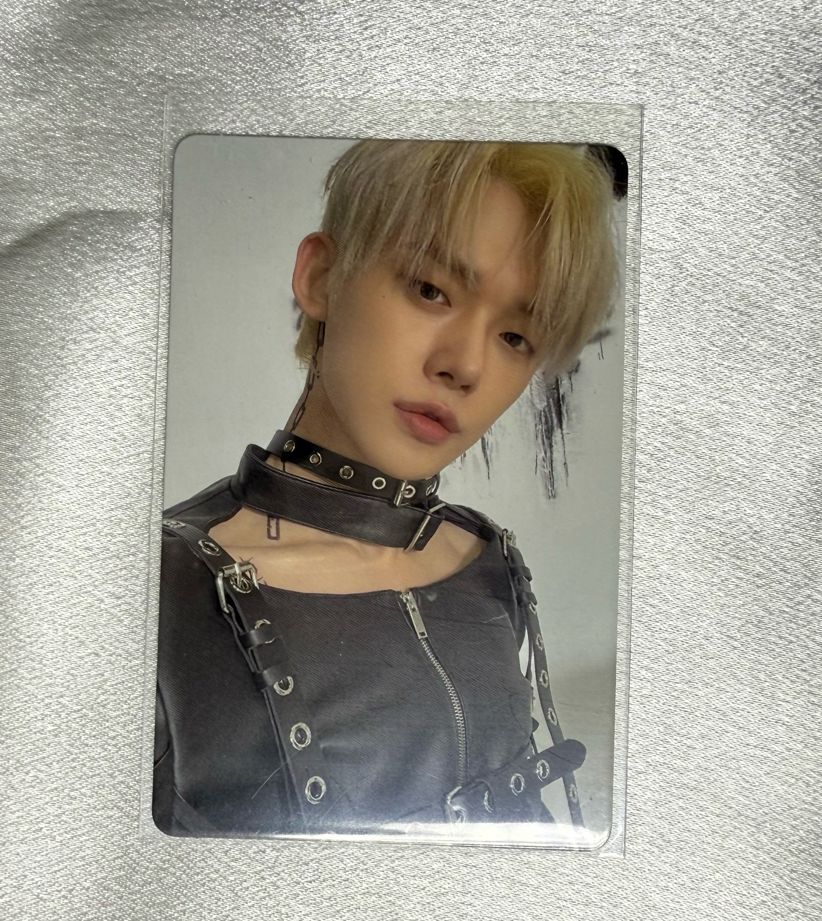 迷四 然竣 專卡