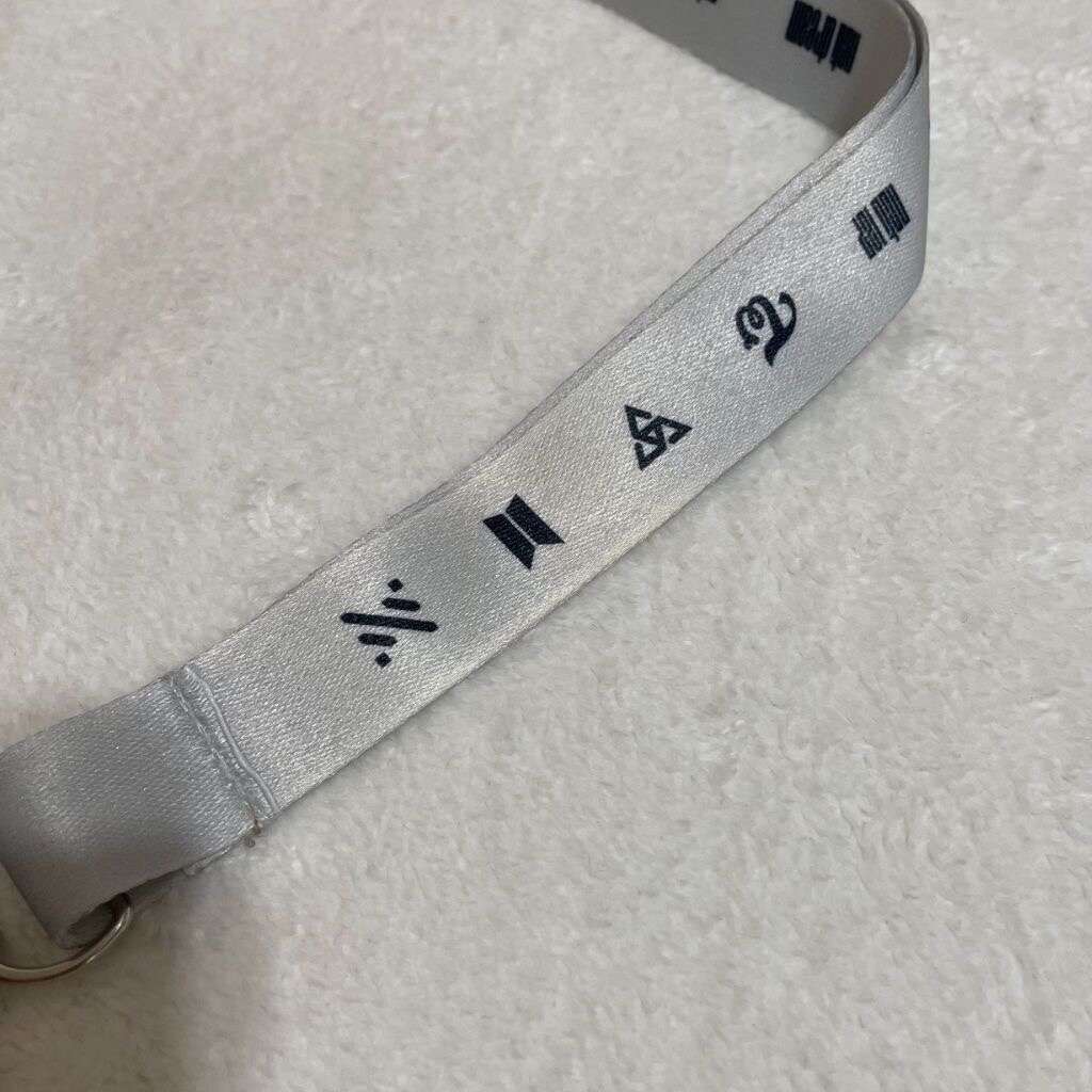 Jimin D社展覽入場卡