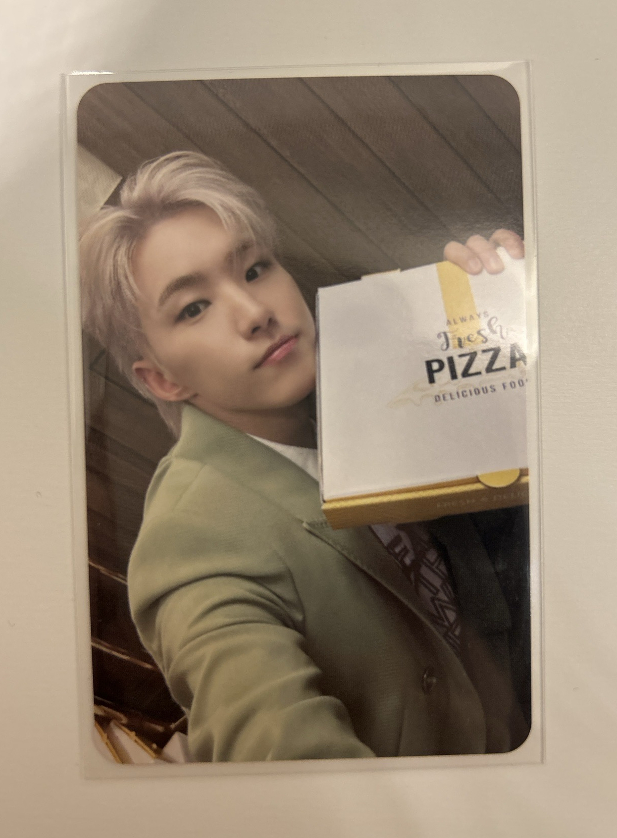 Hoshi |MINI12| Carat ver.隨機卡