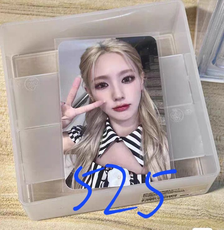 女娃卡（有多頁）