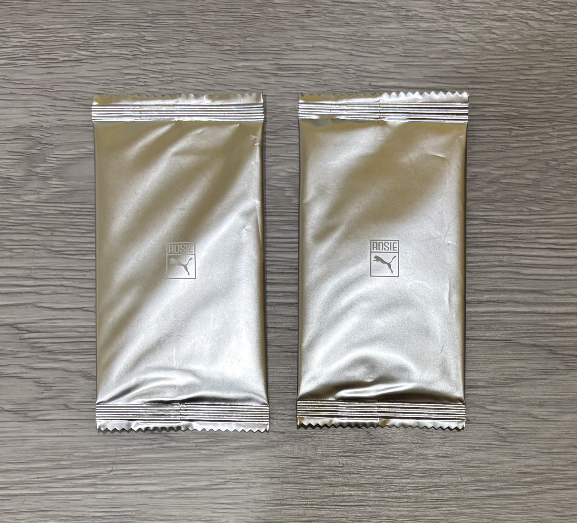 Rosé x PUMA 聯名小卡 未拆