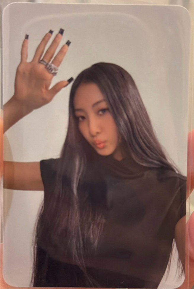 MEOVV mini 1隨機卡 Gawon