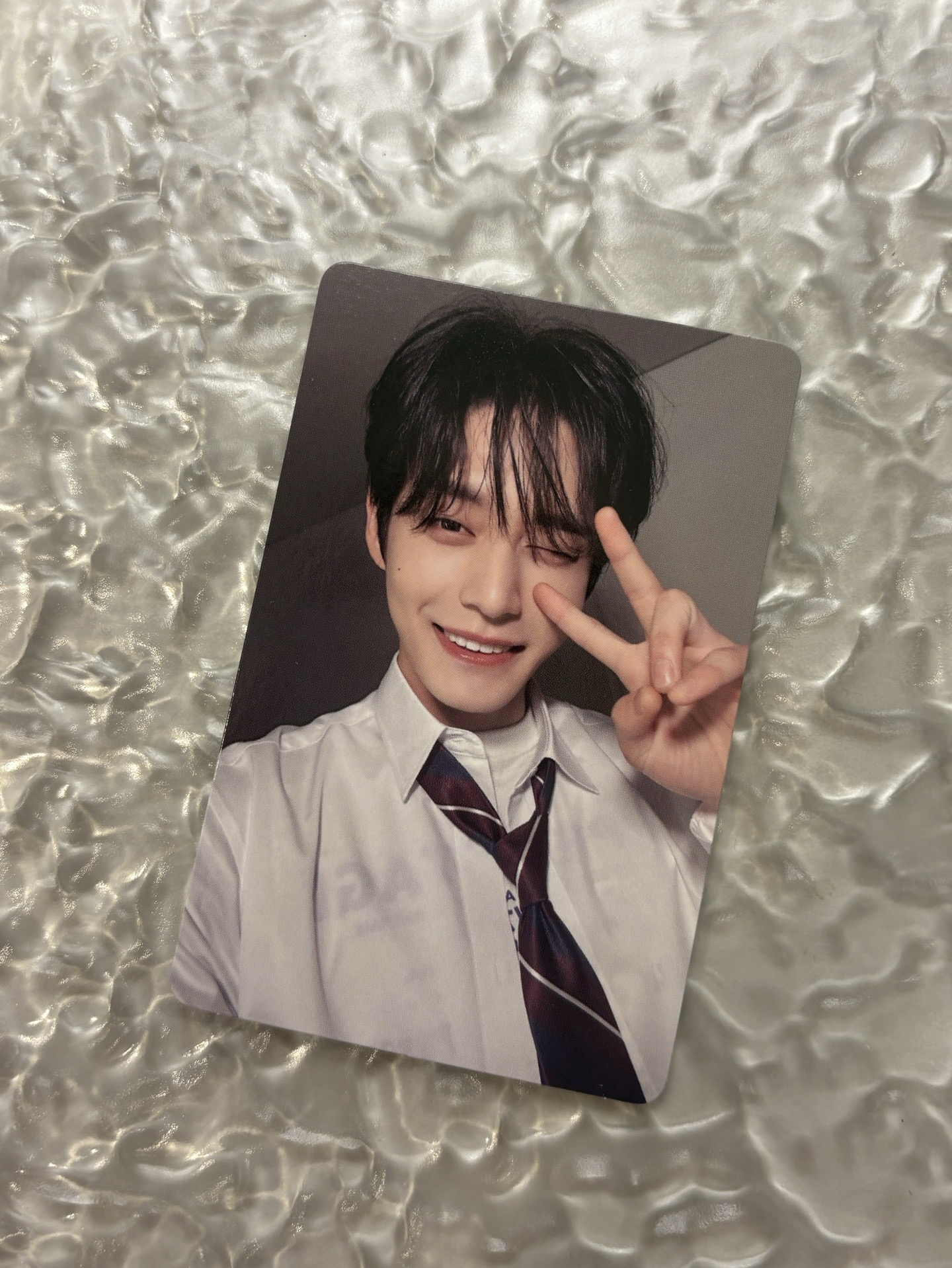 雄修一個比心🫰🏻一個比耶✌🏻