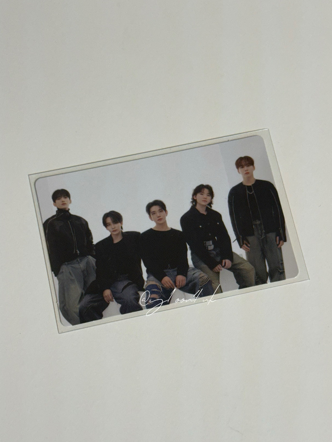 FOLLOW AGAIN 唱隊隨機卡 