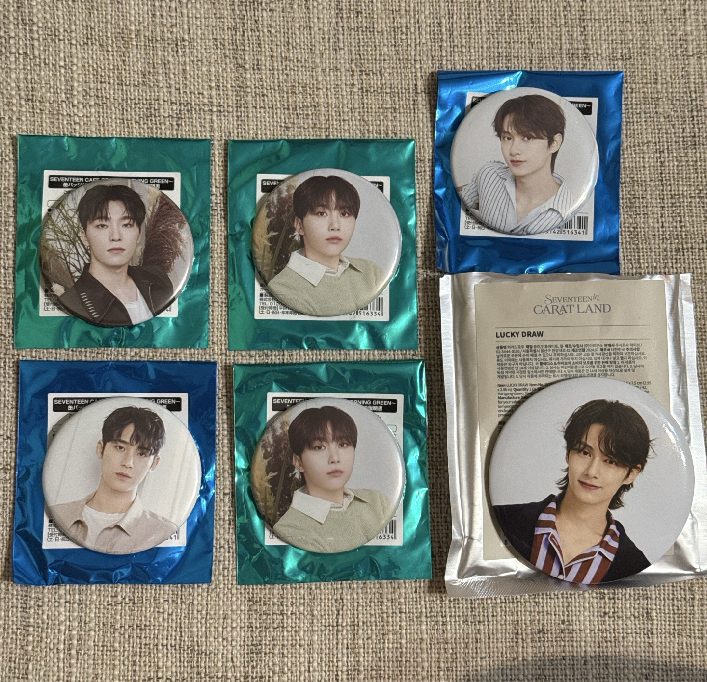 ✨2024CARAT LAND&SEVENTEEN CAFE徽章✨🐱🐶🍊🦦