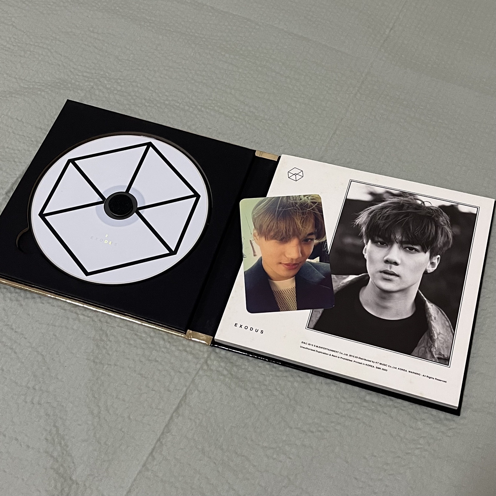 【兩張合售】EXO The 2nd REPACKAGE Album [LOVE ME RIGHT]／EXODUS