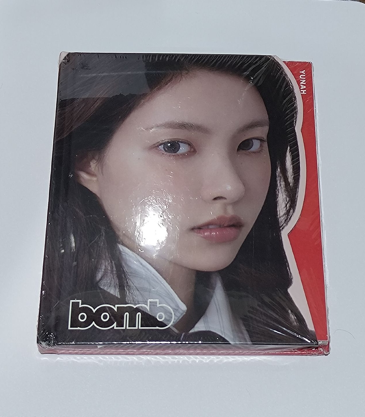 ILLIT bomb Yunah 玧我單封