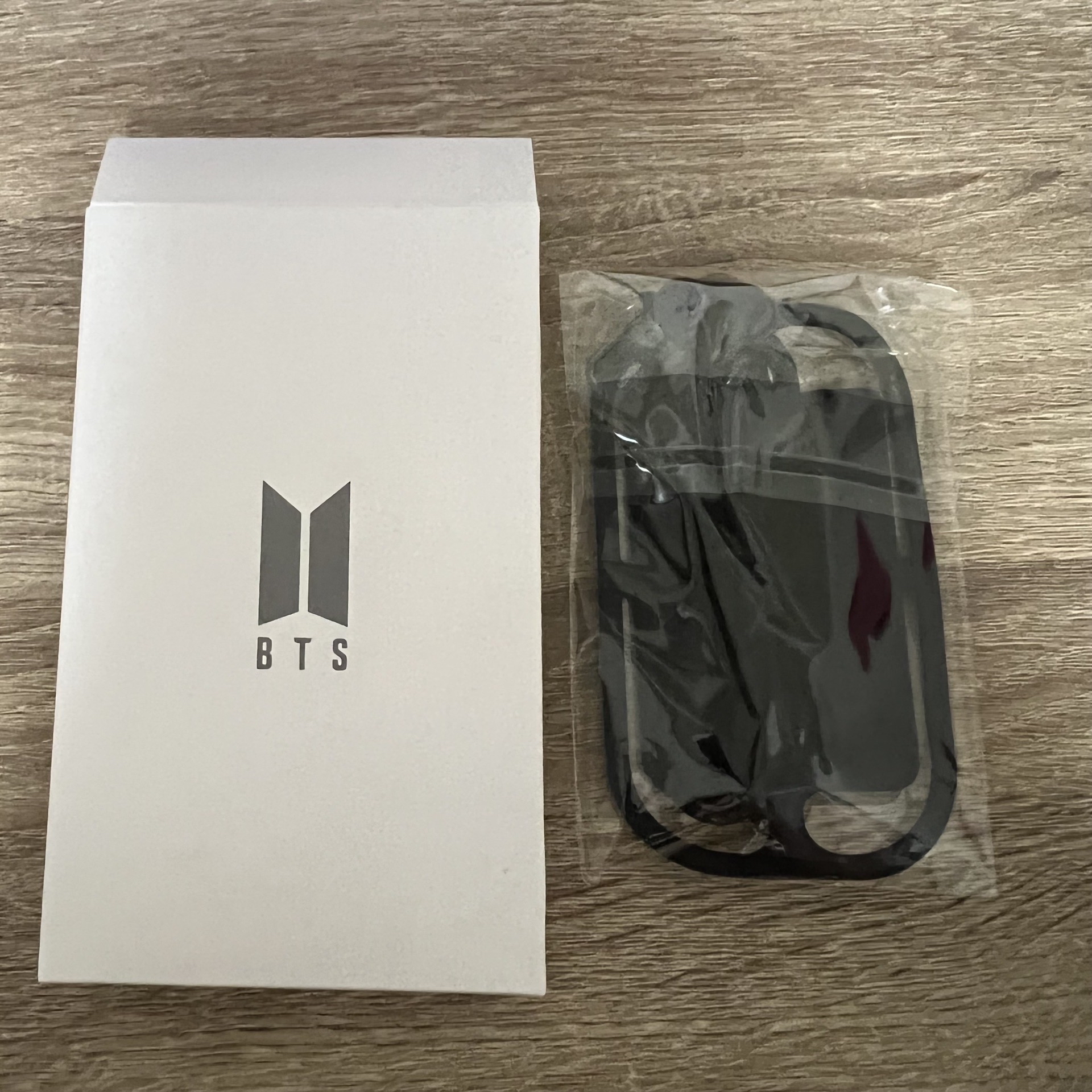BTS 防彈少年團 手機掛繩 矽膠 Smartphone holder