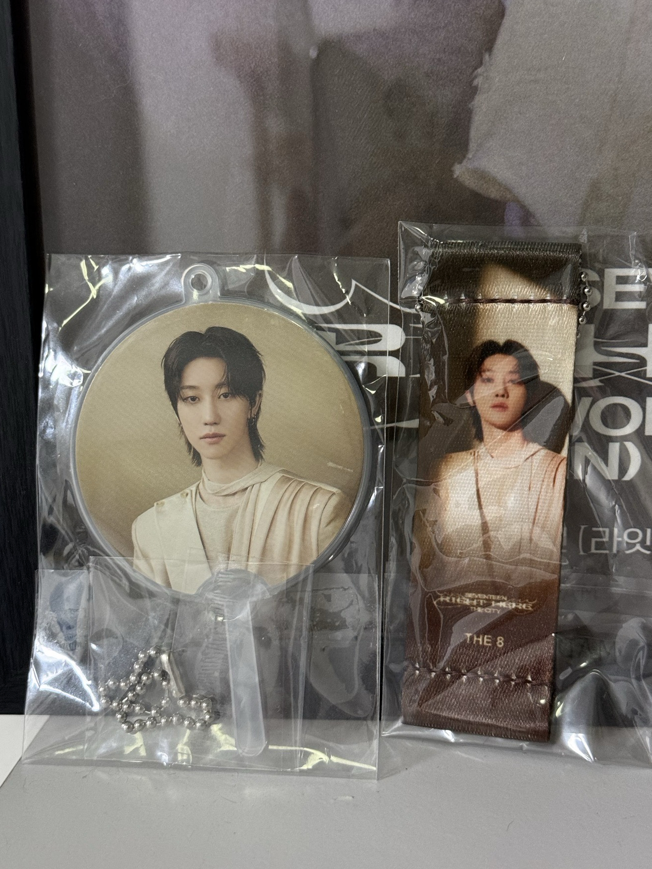 RIGHT HERE 鑰匙圈吊飾 徐明浩THE8