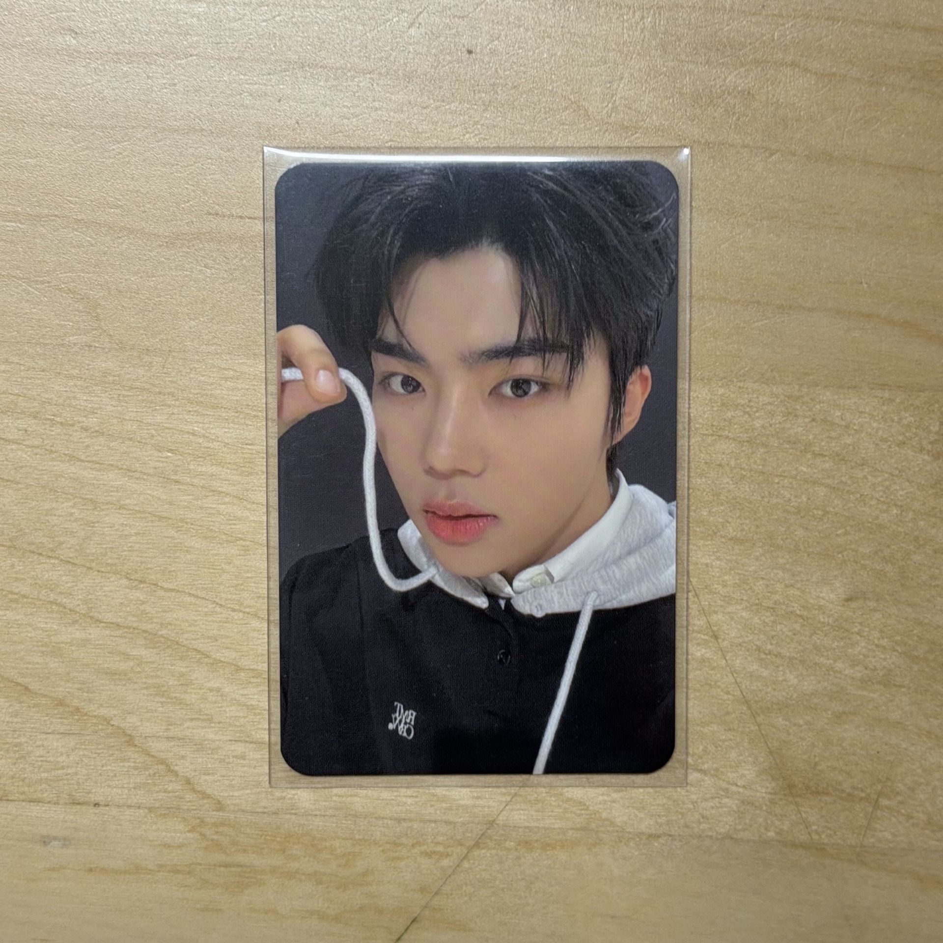 ZB1浪漫皇冠代言卡朴乾旭