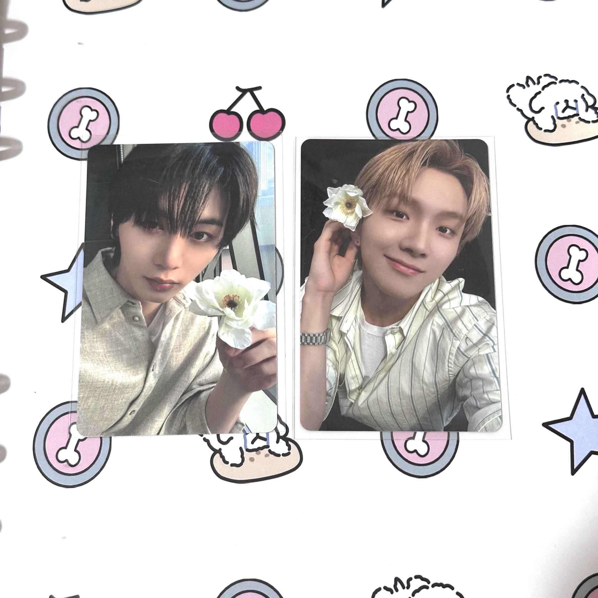 The action Weverse特典（4,6）