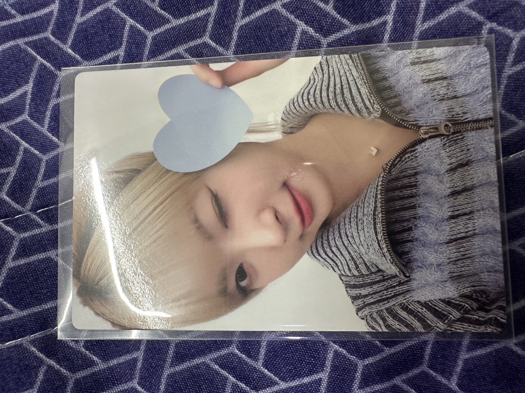 LE SSERAFIM三期會員禮 恩採