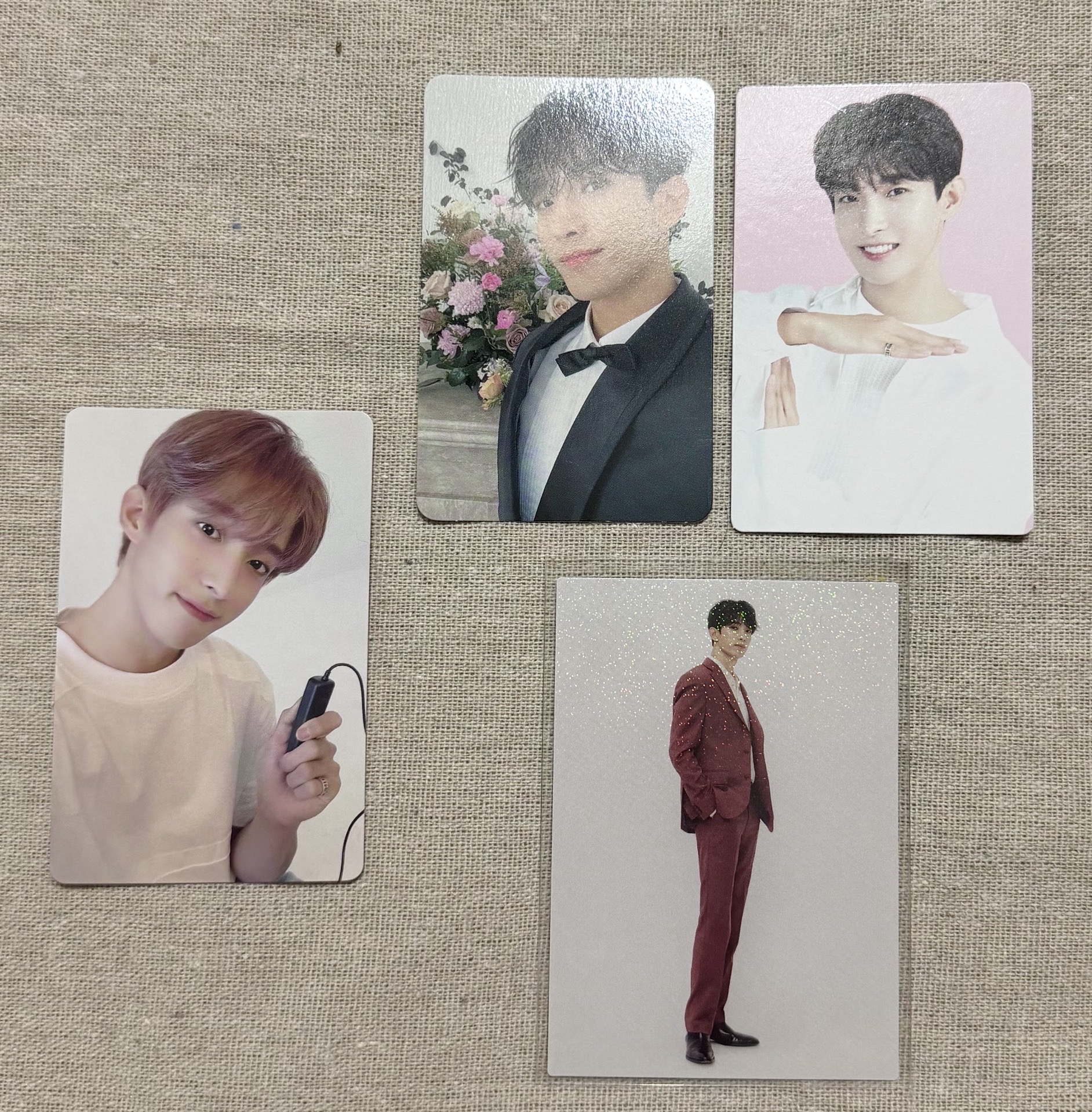 SEVENTEEN 碩珉 DK 遙控器碩 NOT ALONE 不孤 新郎碩 cafe 日周閃卡