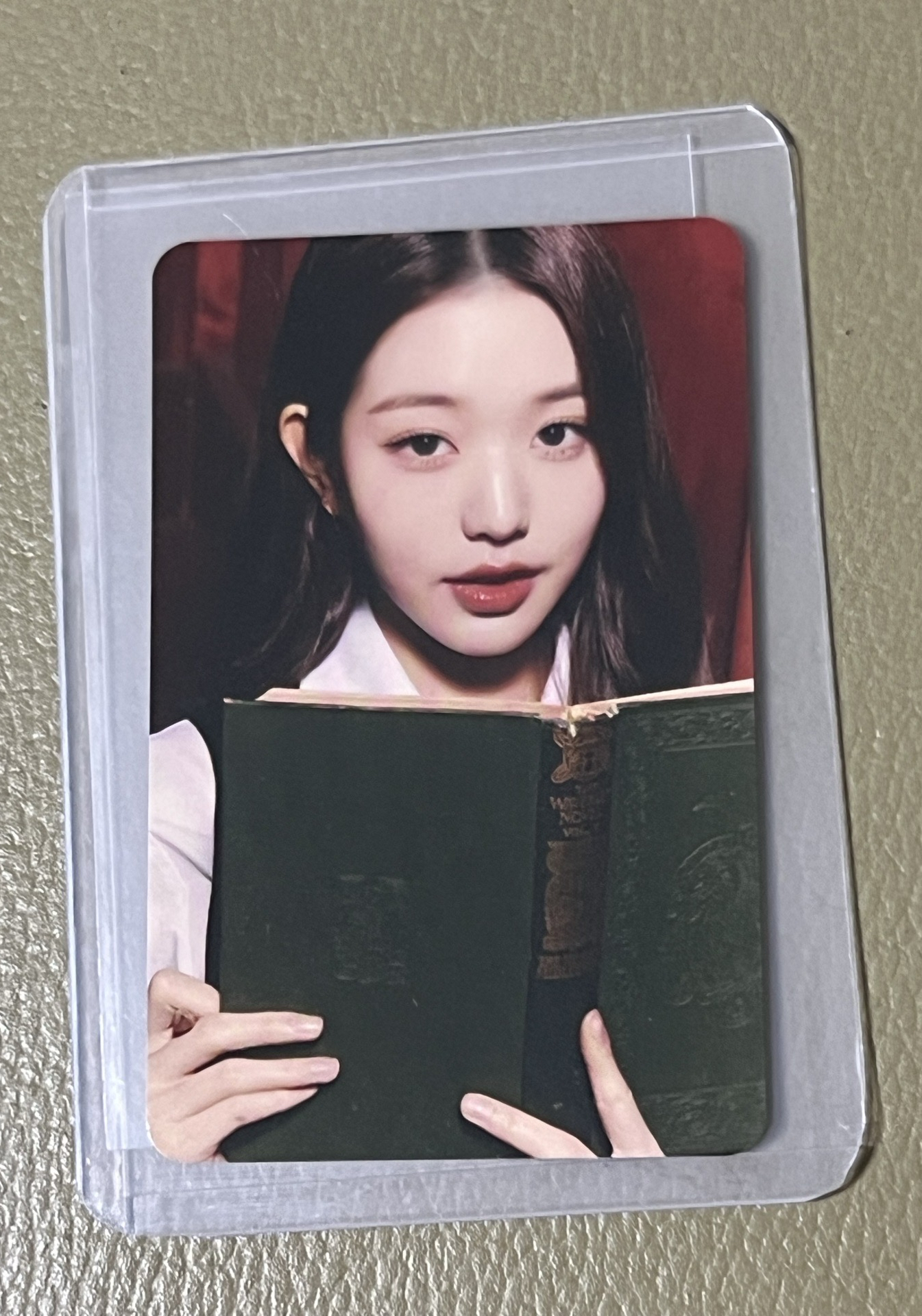 張員瑛 23年飯咪官拍卡