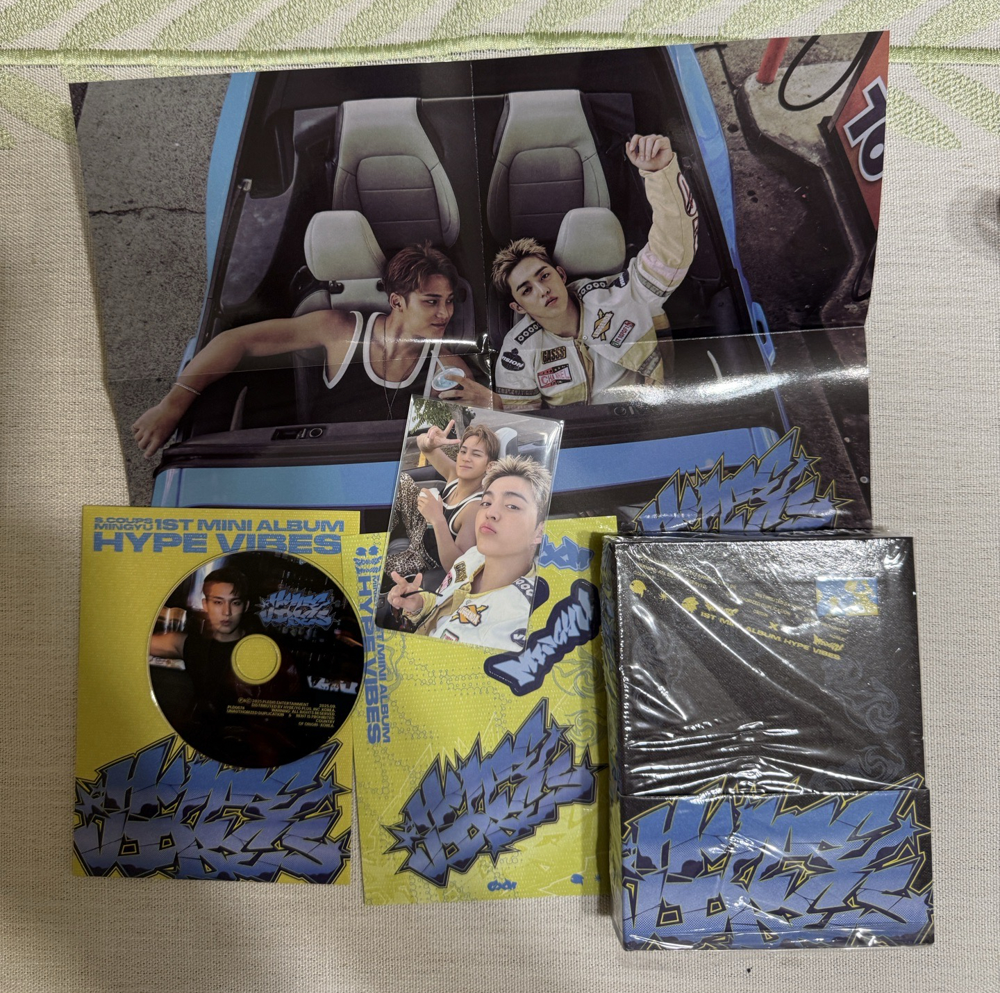 HYPE VIBES 專輯 BUDDY /COMBI 空專