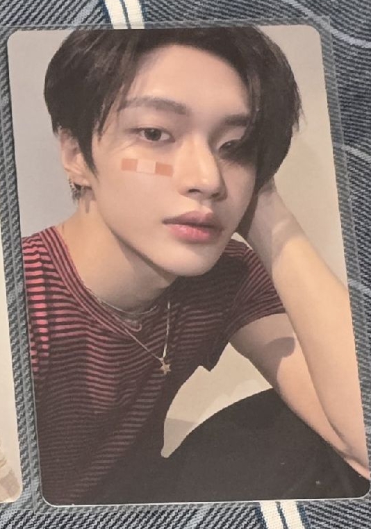 元彬自拍卡（綁三張未拆專）