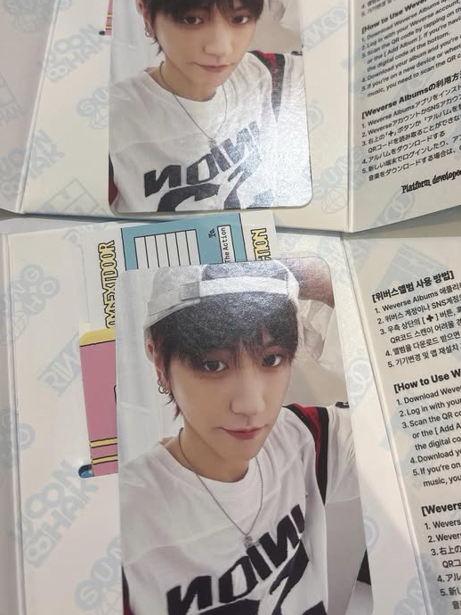 The action 電子專 Riwoo